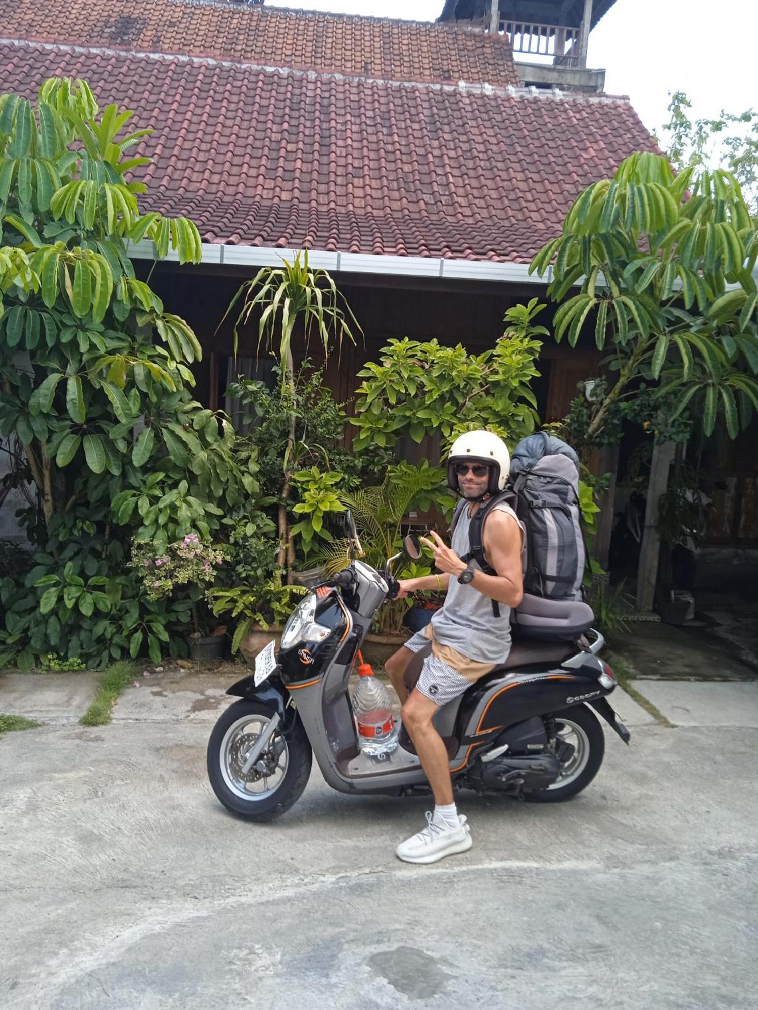Kayu Tua Villa Uluwatu  Bilik gambar
