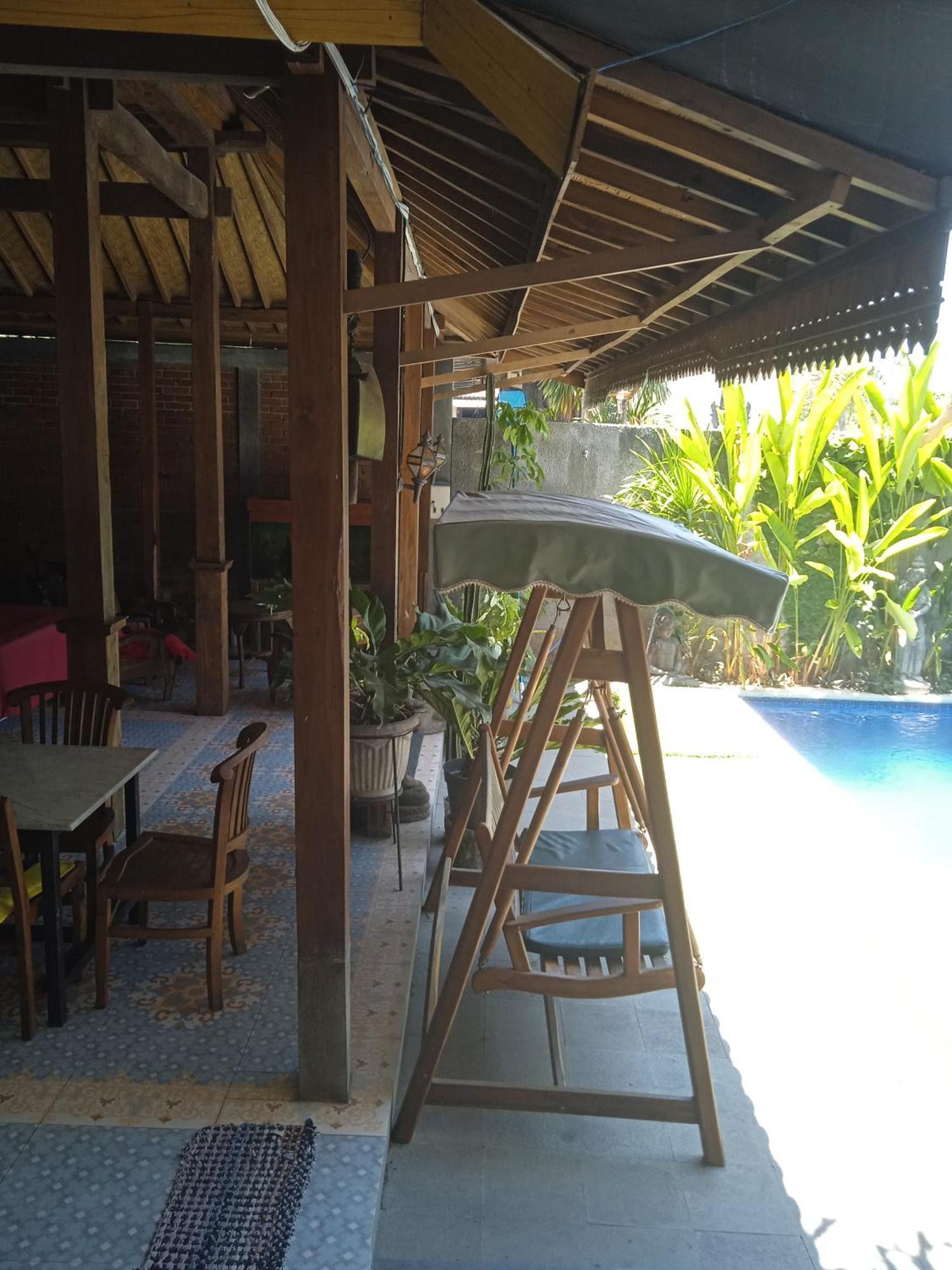 Kayu Tua Villa Uluwatu  Bilik gambar